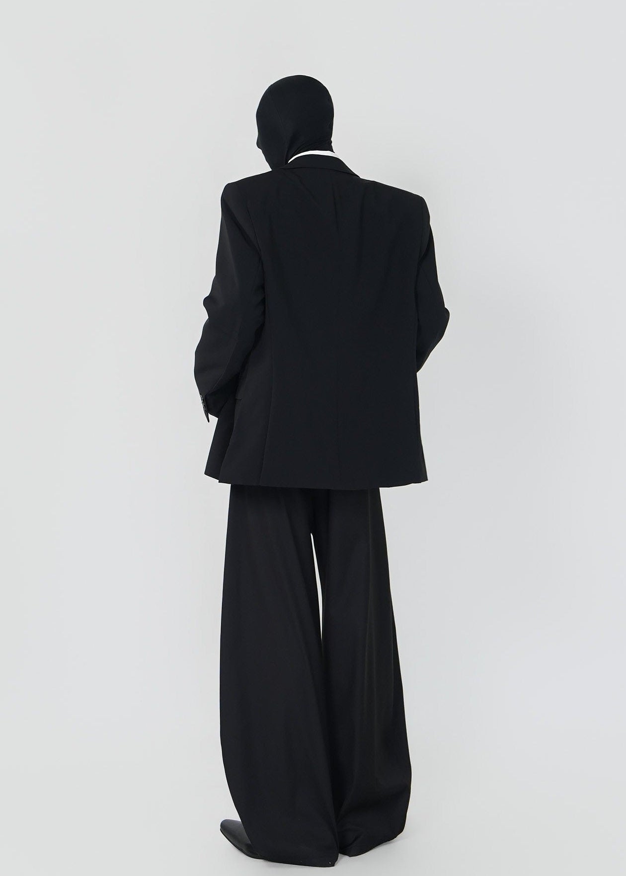 Black Relaxed Single - Breasted Chain Waist Suit Jacket - Rick Circus