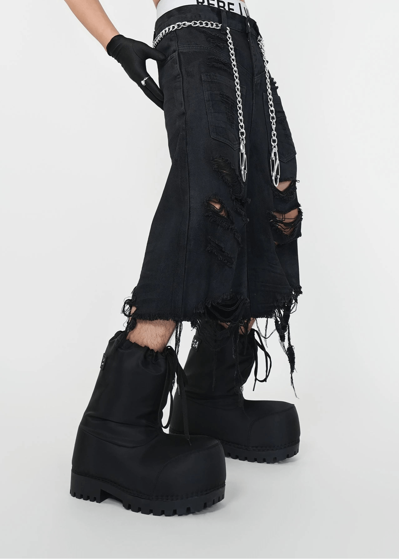 Distressed Fringed Chain Denim Shorts - Rick Circus