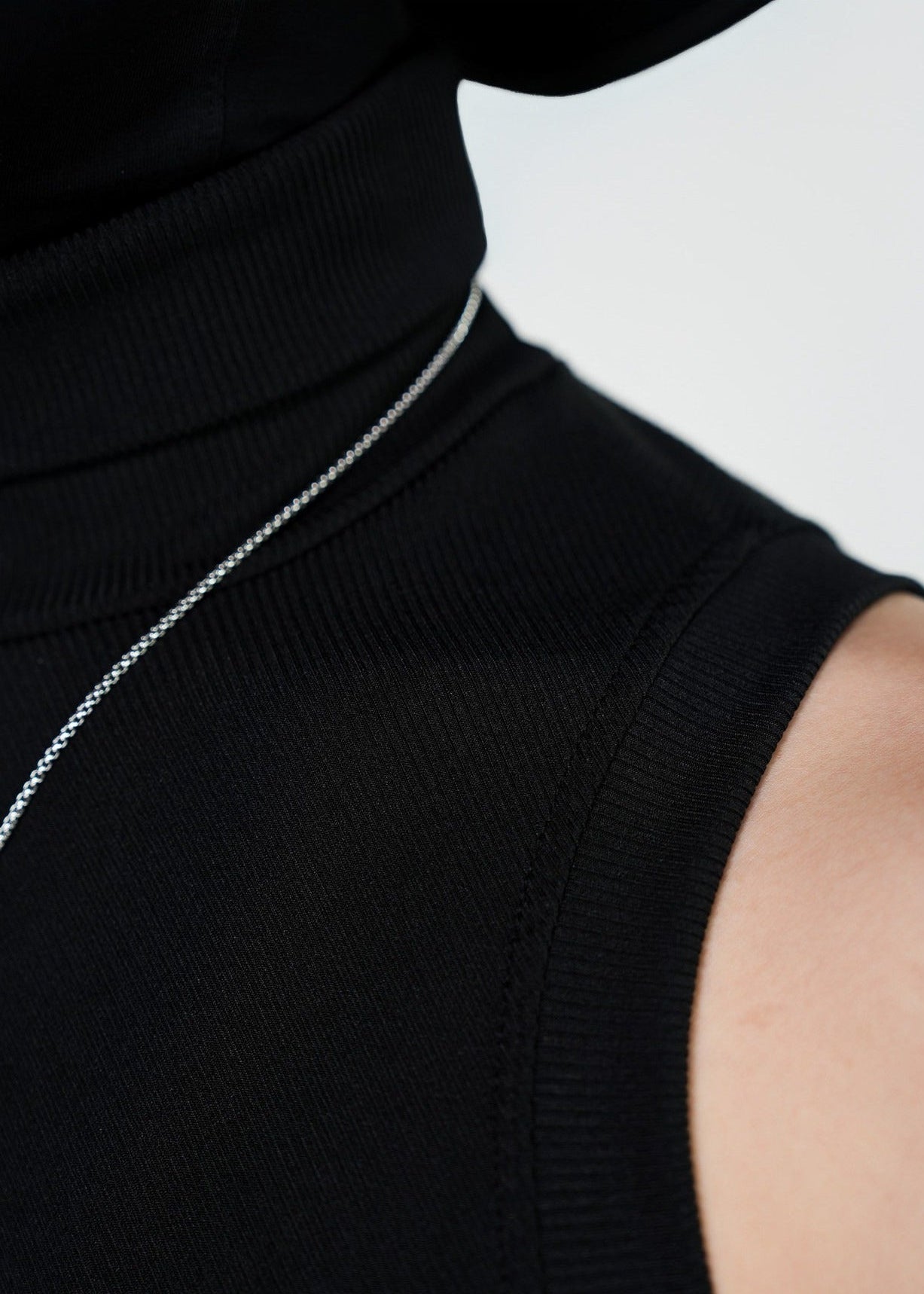 High - Neck Sleeveless Sculpting Turtleneck Top - Rick Circus