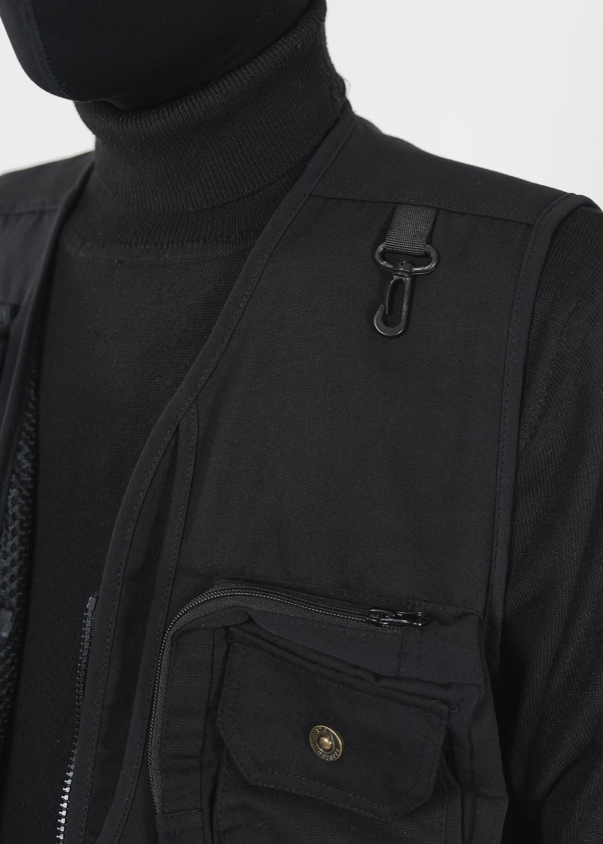 Multi - Pocket Tactical Vest - Rick Circus