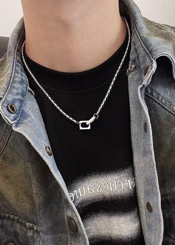 Minimalist Interlocking Square Pendant Necklace - Rick Circus