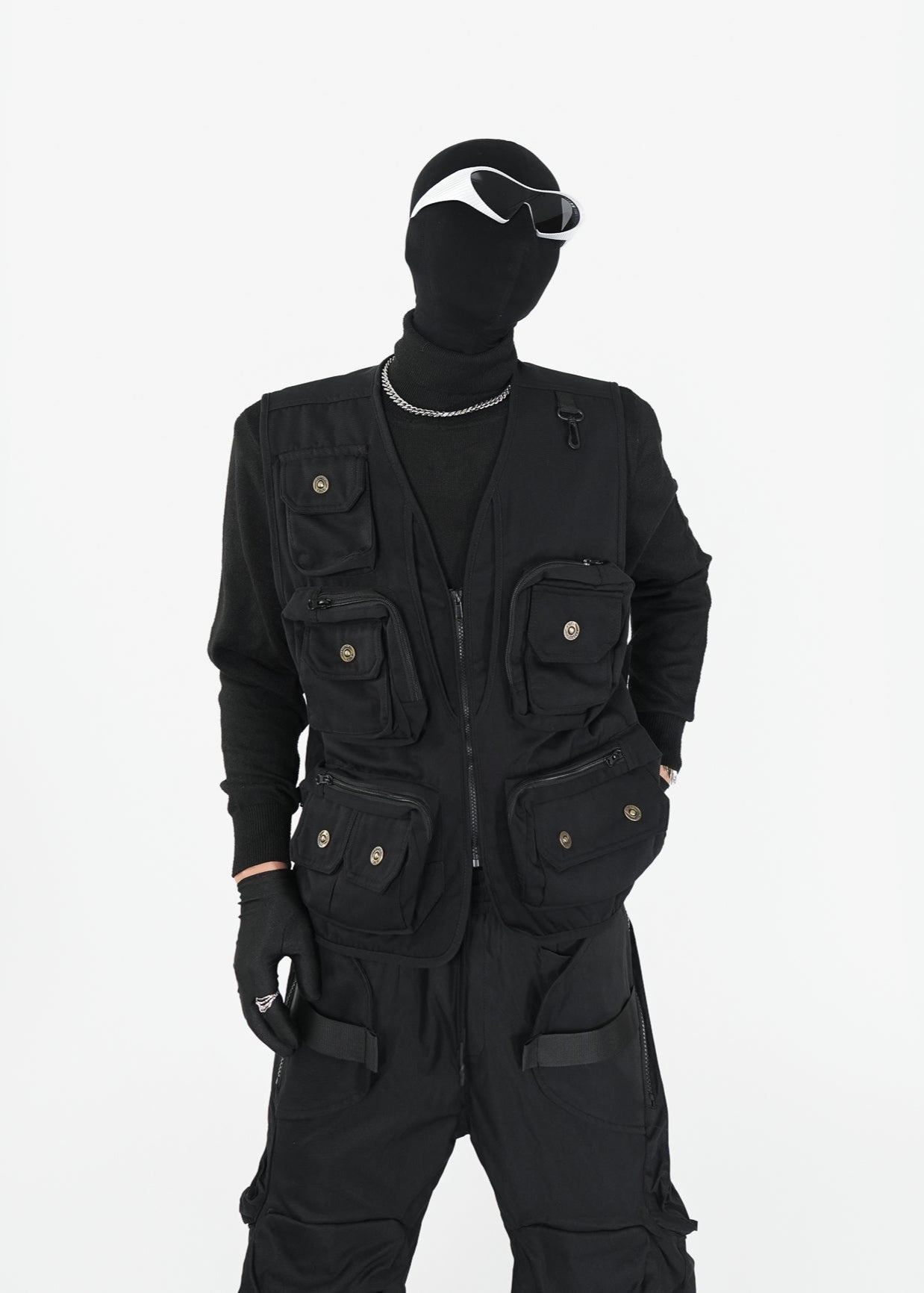 Multi - Pocket Tactical Vest - Rick Circus