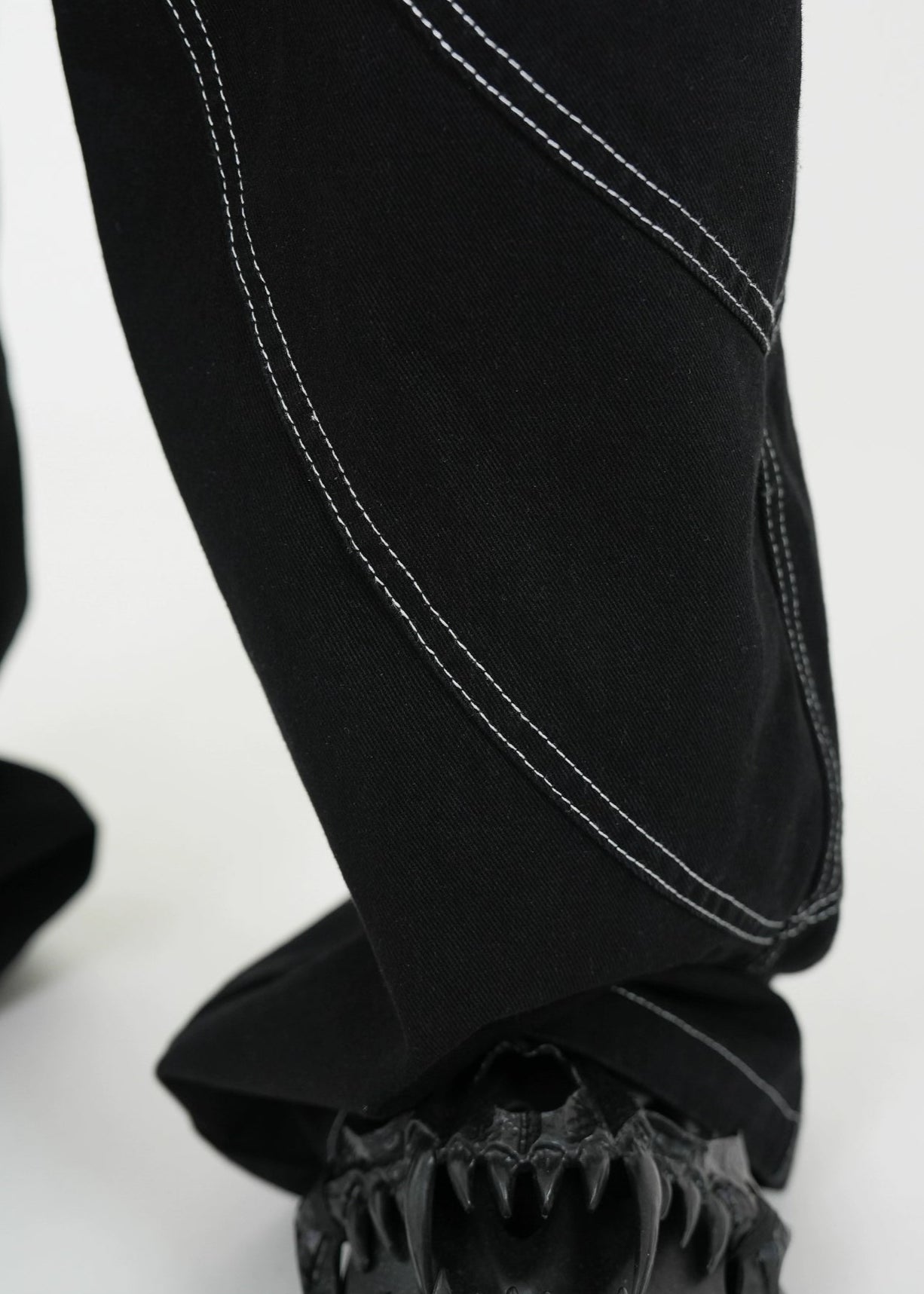 Oversized Embroidery Wide - Leg Jeans - Rick Circus