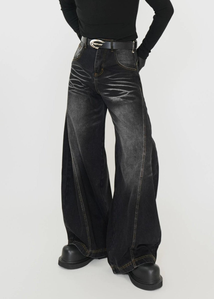 Vintage Washed Curved - Cut Baggy Jeans - Rick Circus