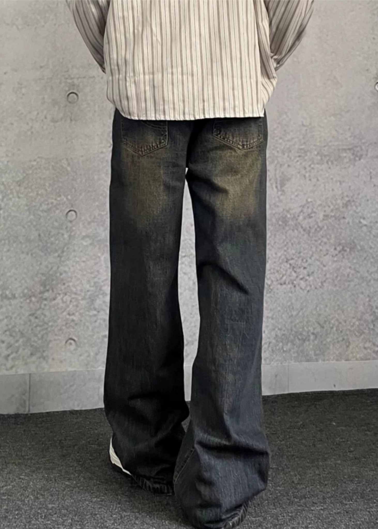Vintage Washed Wide - Leg Jeans - Rick Circus