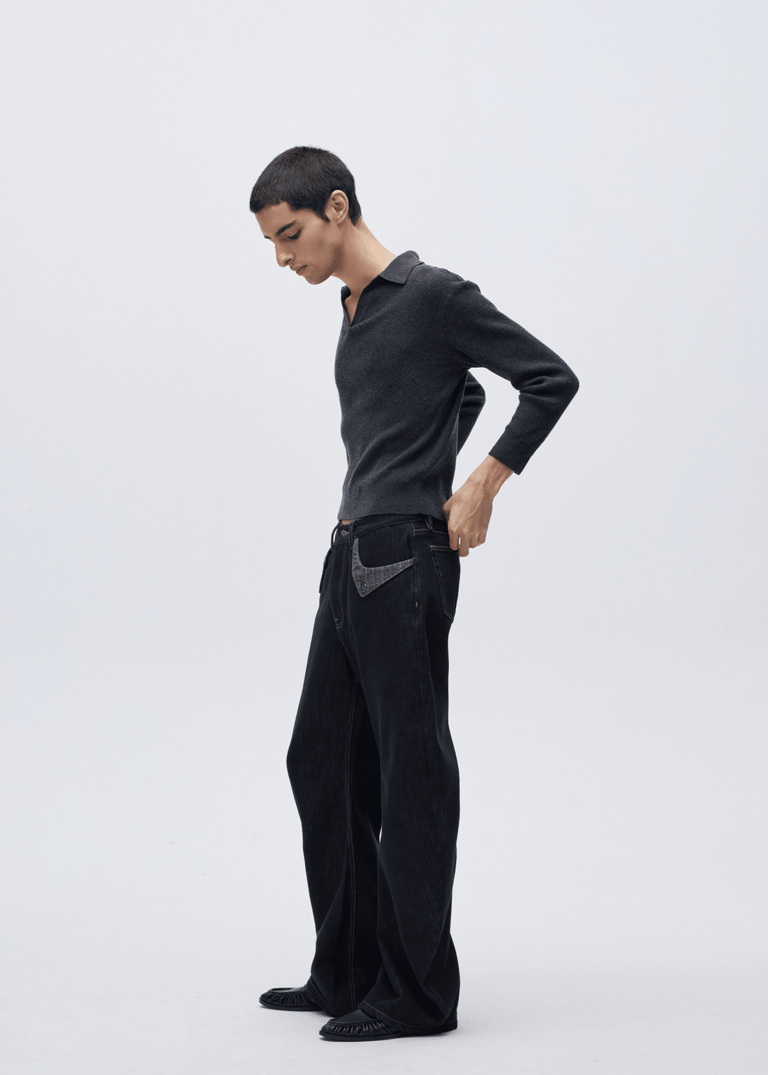 Wide - Leg Curved Jeans - Rick Circus